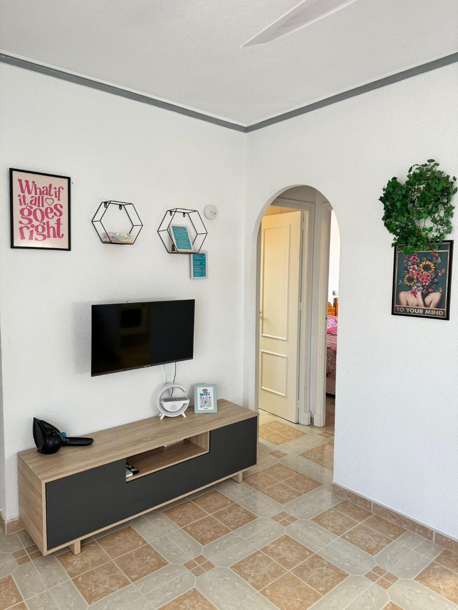 Carmina Apartment, Disfruta Del Sol Y Del Relax! Torrevieja Exterior photo